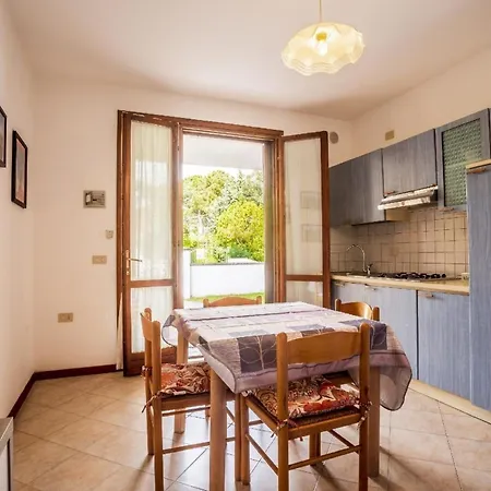 In Mit Terrasse, Grill Und Garten Prázdninový dům Lido di Volano